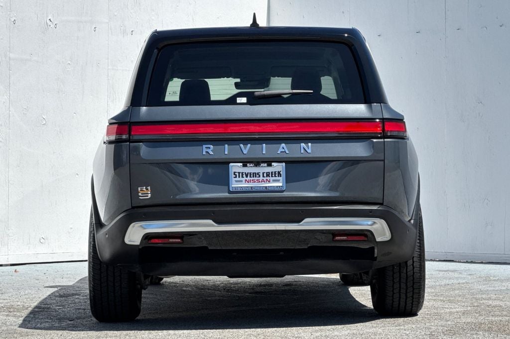 2023 Rivian R1S Adventure Quad Motor Large Pack