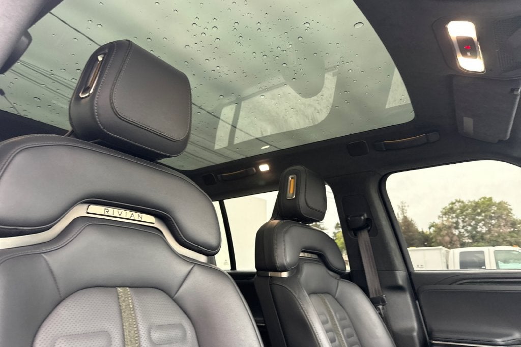 2023 Rivian R1S Adventure Quad Motor Large Pack