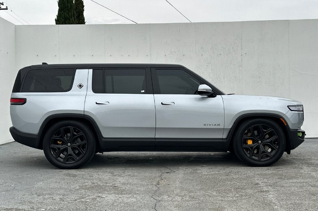 2023 Rivian R1S Adventure Quad Motor Large Pack