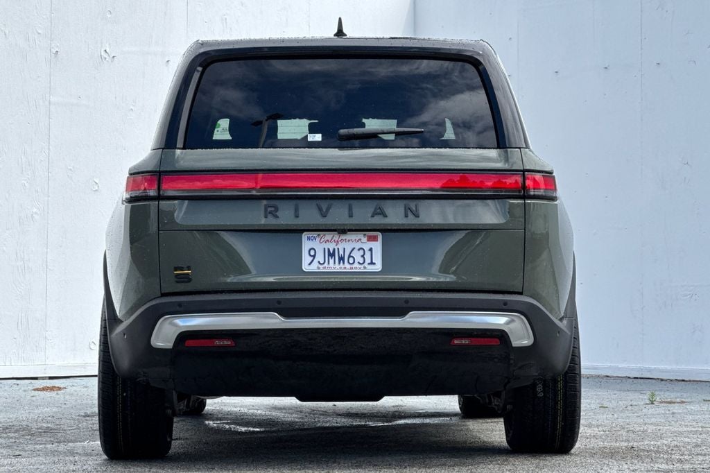 2023 Rivian R1S Launch Edition
