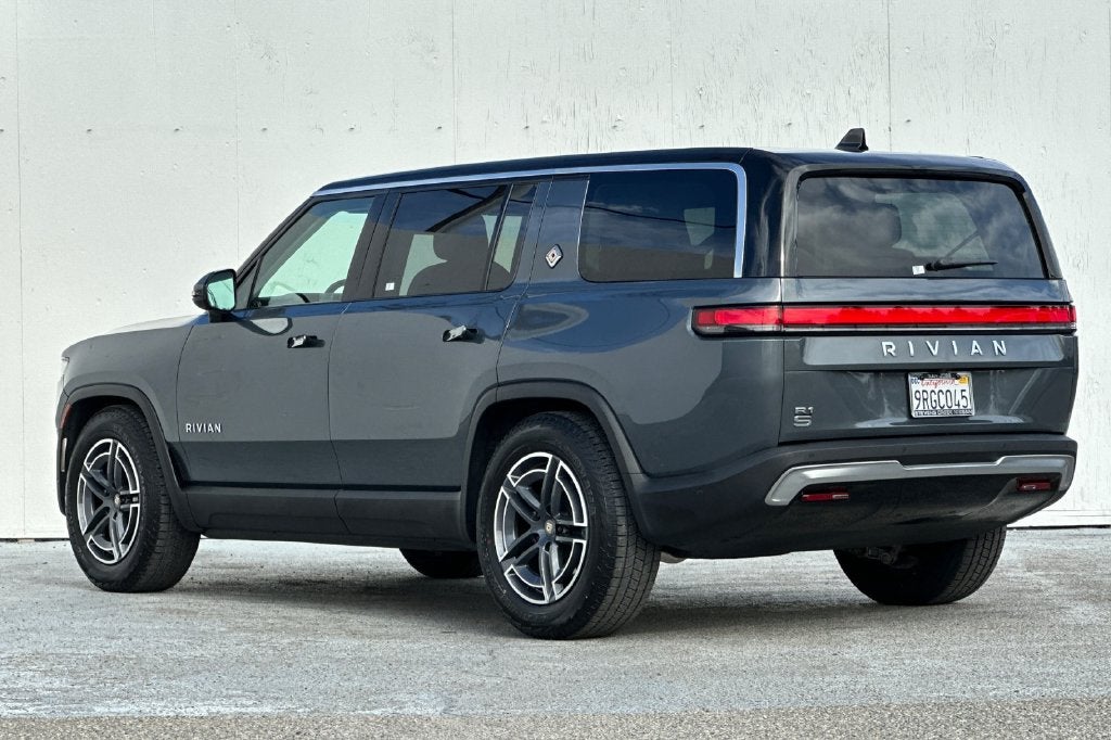 2025 Rivian R1S Adventure Dual Motor Standard Pack
