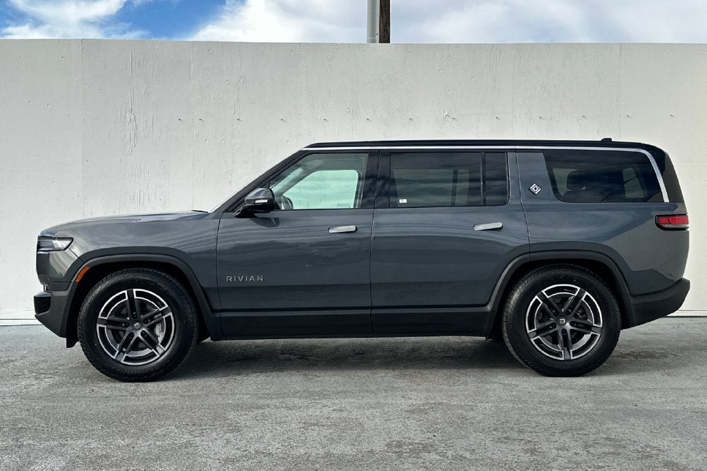 2025 Rivian R1S Adventure Dual Motor Standard Pack