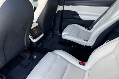 2023 Tesla Model X Plaid
