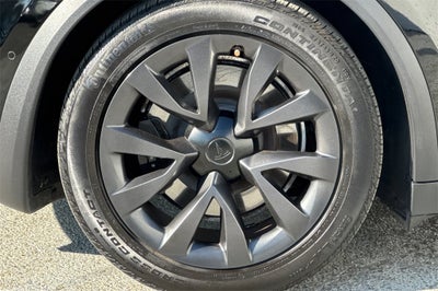 2023 Tesla Model X Standard Range