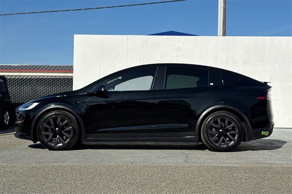 2023 Tesla Model X Standard Range