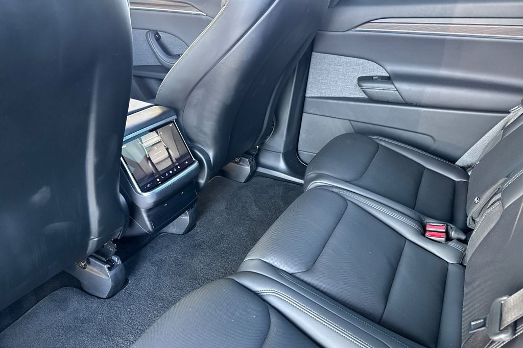 2024 Tesla Model X .