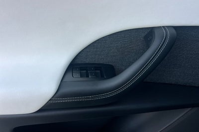 2023 Tesla Model X Standard Range