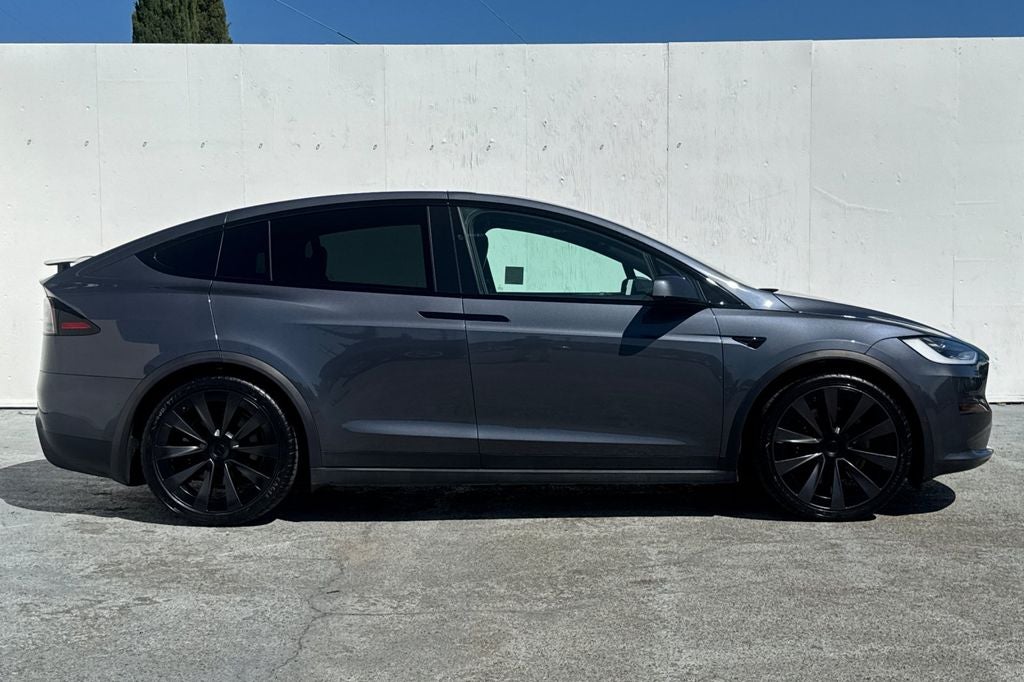 2022 Tesla Model X Base