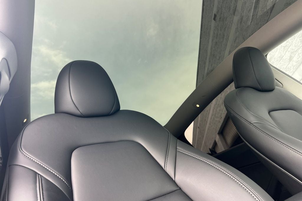 2025 Tesla Model Y Long Range