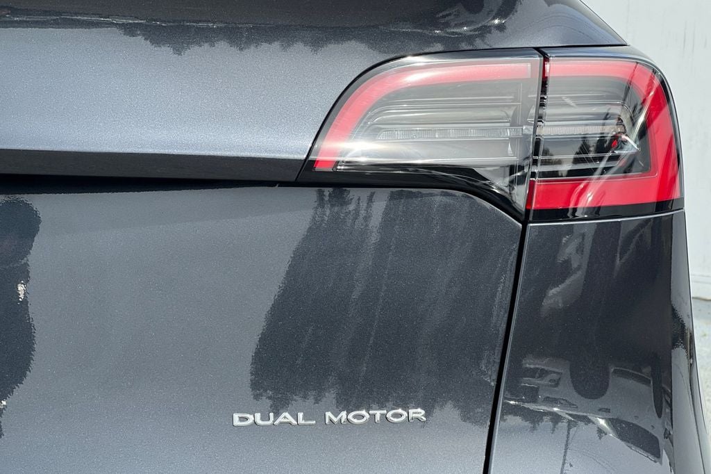 2025 Tesla Model Y Long Range