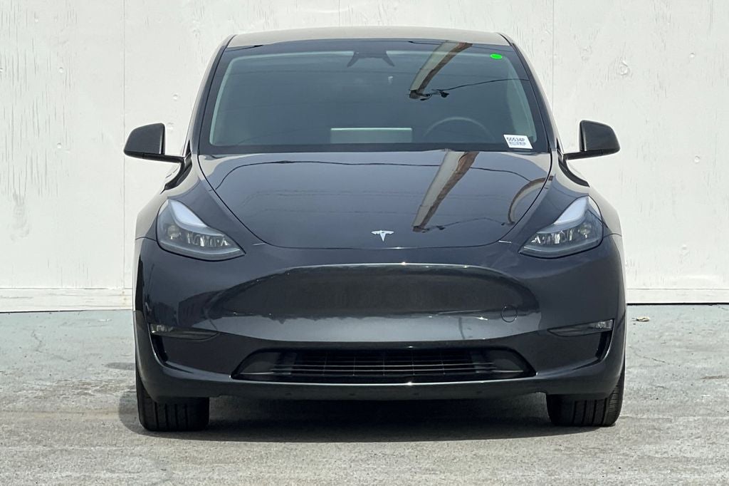 2025 Tesla Model Y Long Range