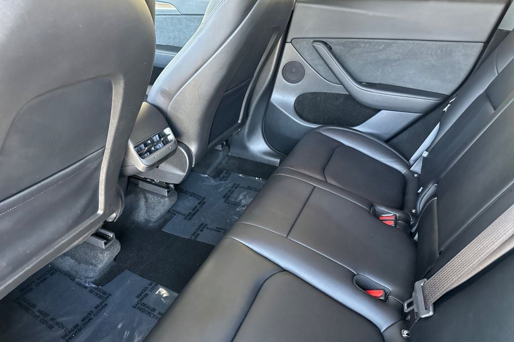 2025 Tesla Model Y Long Range