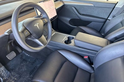 2025 Tesla Model Y Long Range