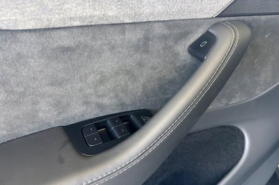 2026 Tesla Model Y Premium