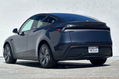 2026 Tesla Model Y Premium