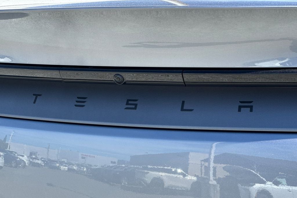 2026 Tesla Model Y Base