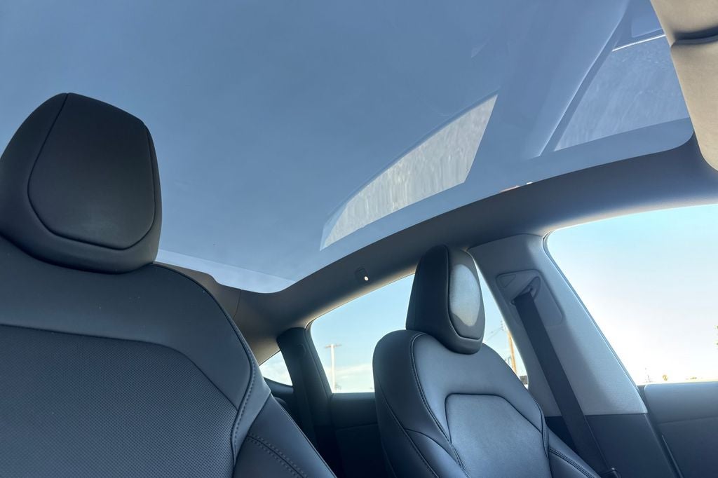 2026 Tesla Model Y Premium