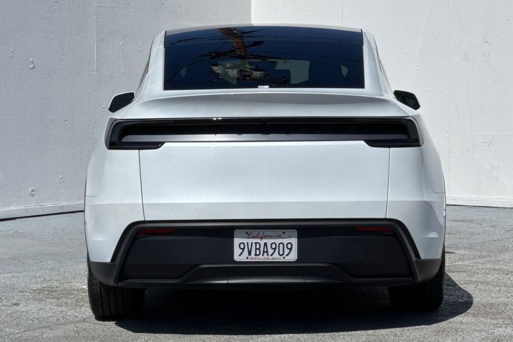 2026 Tesla Model Y Premium