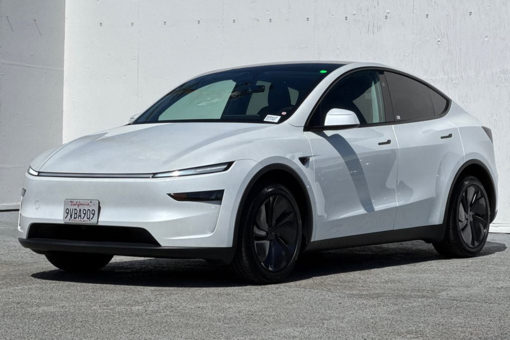 2026 Tesla Model Y Premium