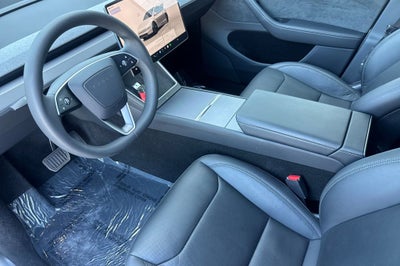 2026 Tesla Model Y Premium