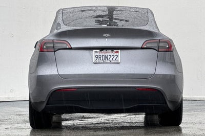 2025 Tesla Model Y Long Range