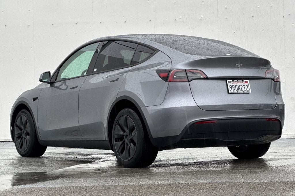 2025 Tesla Model Y Long Range