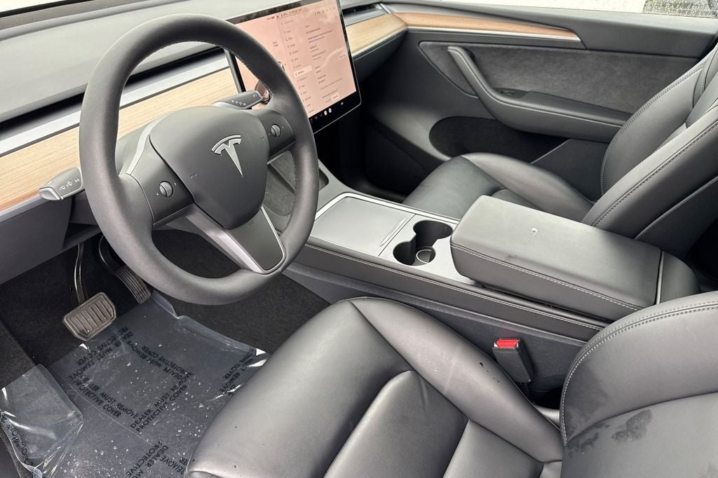 2025 Tesla Model Y Long Range