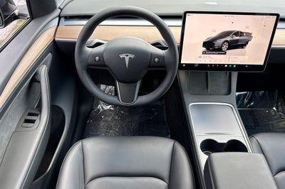 2024 Tesla Model Y Long Range