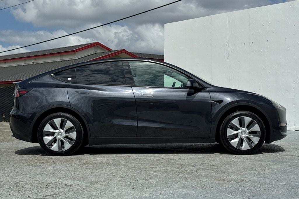 Used 2024 Tesla Model Y Long Range with VIN 7SAYGDEE1RF073180 for sale in Santa Clara, CA