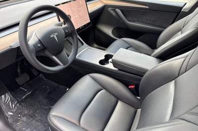 2024 Tesla Model Y Long Range