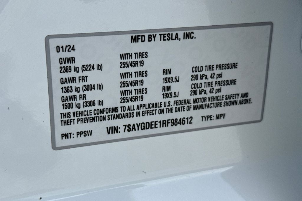 2024 Tesla Model Y Long Range