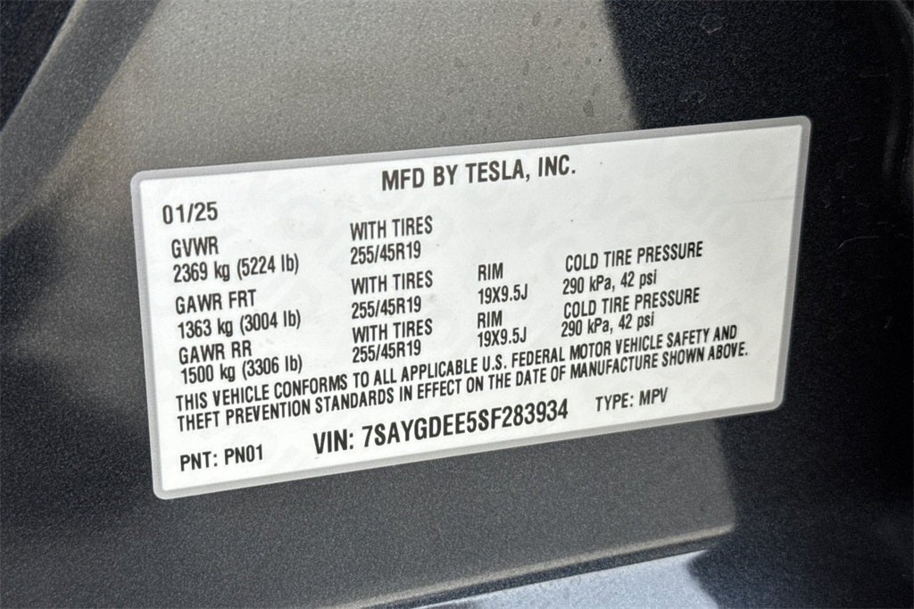 2025 Tesla Model Y Long Range