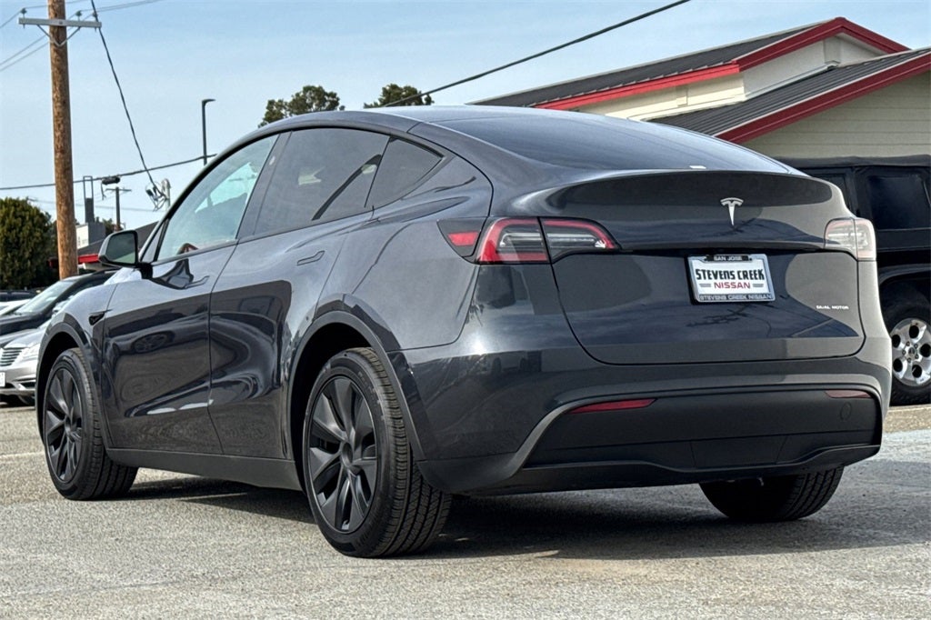 2025 Tesla Model Y Long Range