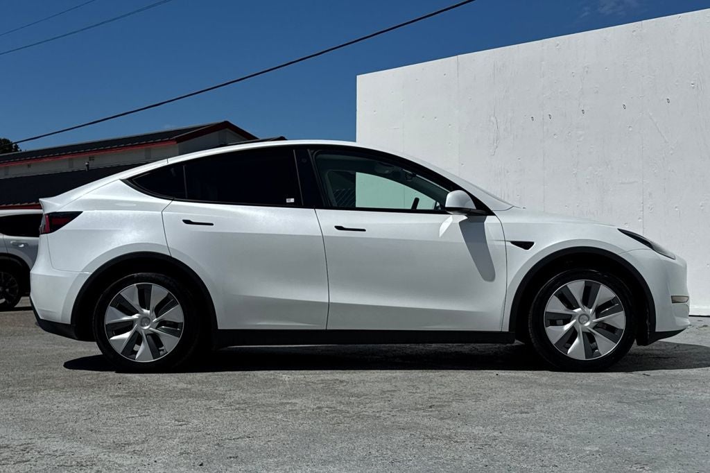 Used 2023 Tesla Model Y Long Range with VIN 7SAYGDEE7PA083268 for sale in Santa Clara, CA