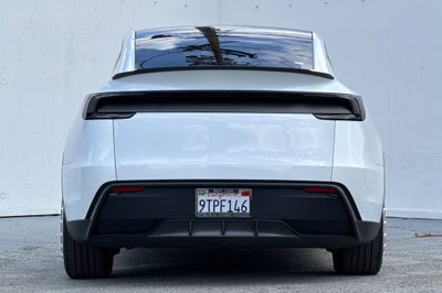 2026 Tesla Model Y Long Range