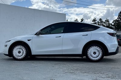 2026 Tesla Model Y Long Range