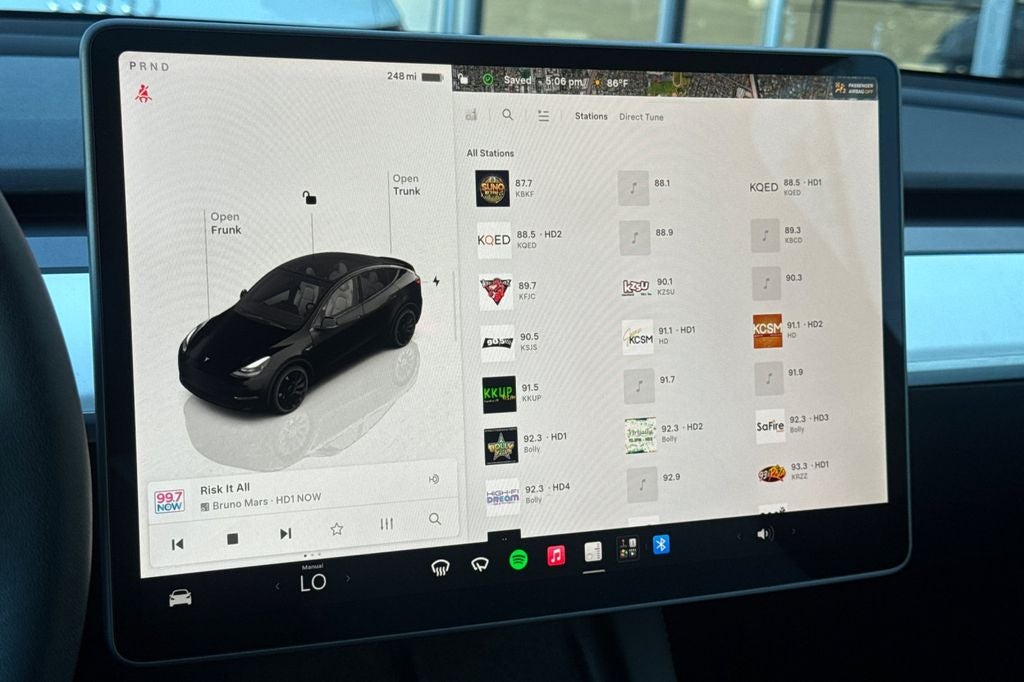 2023 Tesla Model Y Performance
