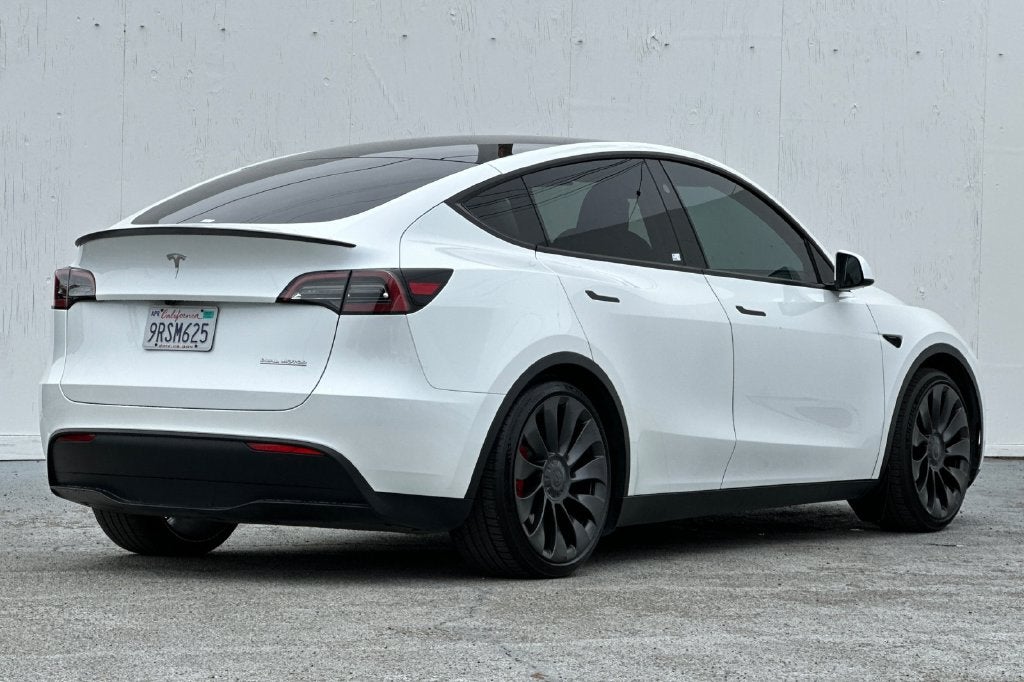 2023 Tesla Model Y Performance