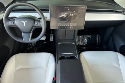2025 Tesla Model Y Performance