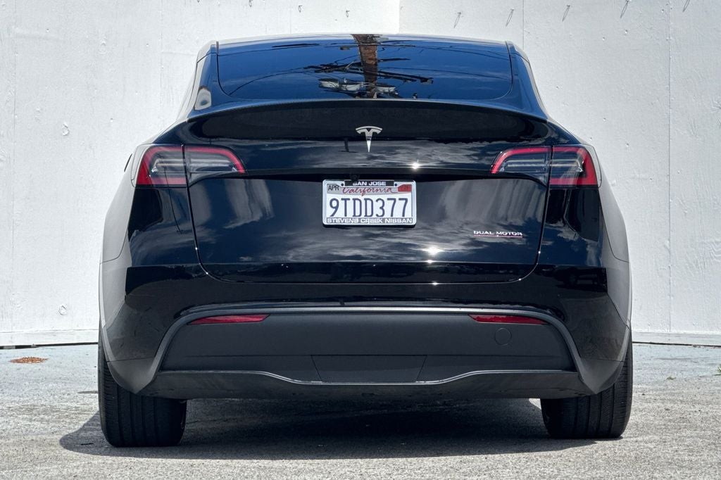 2025 Tesla Model Y Performance