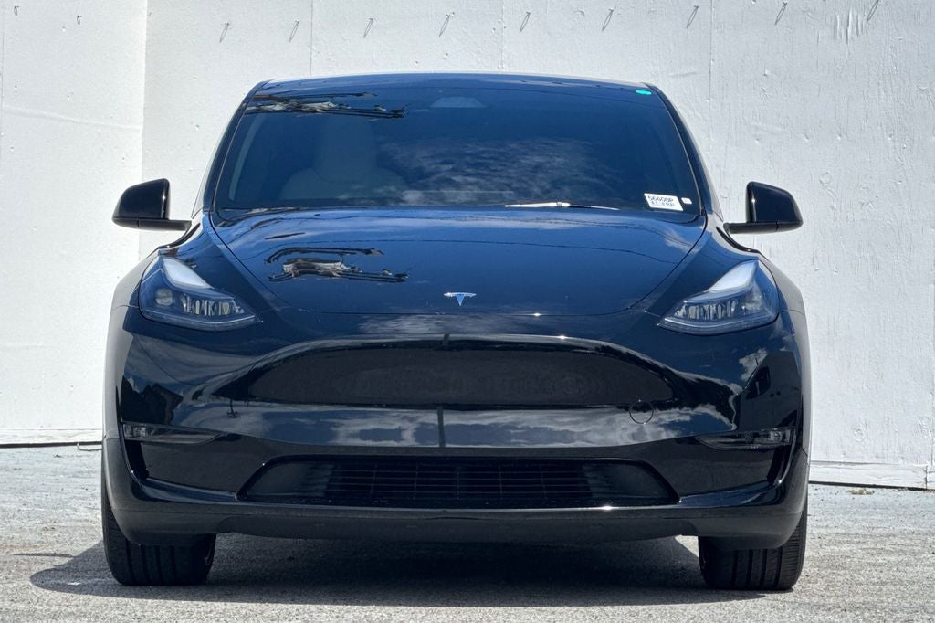 2025 Tesla Model Y Performance