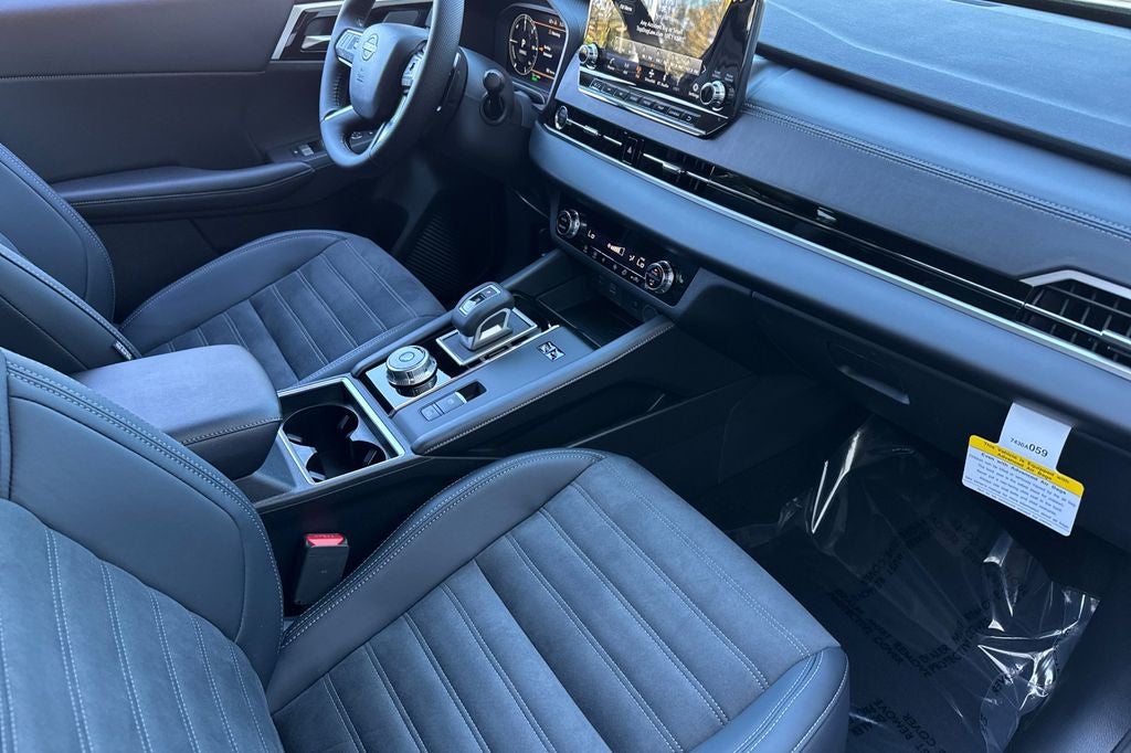 2026 Nissan Rogue Hybrid SL