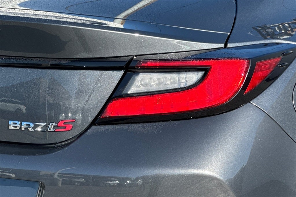 2025 Subaru BRZ tS