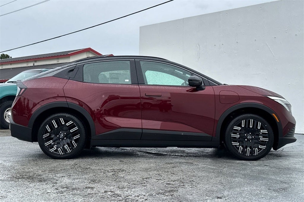 2026 Nissan Leaf PLATINUM+