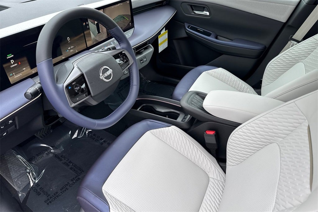 2026 Nissan Leaf PLATINUM+