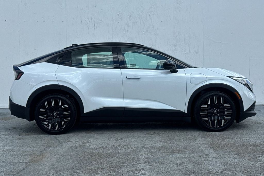 2026 Nissan Leaf PLATINUM+