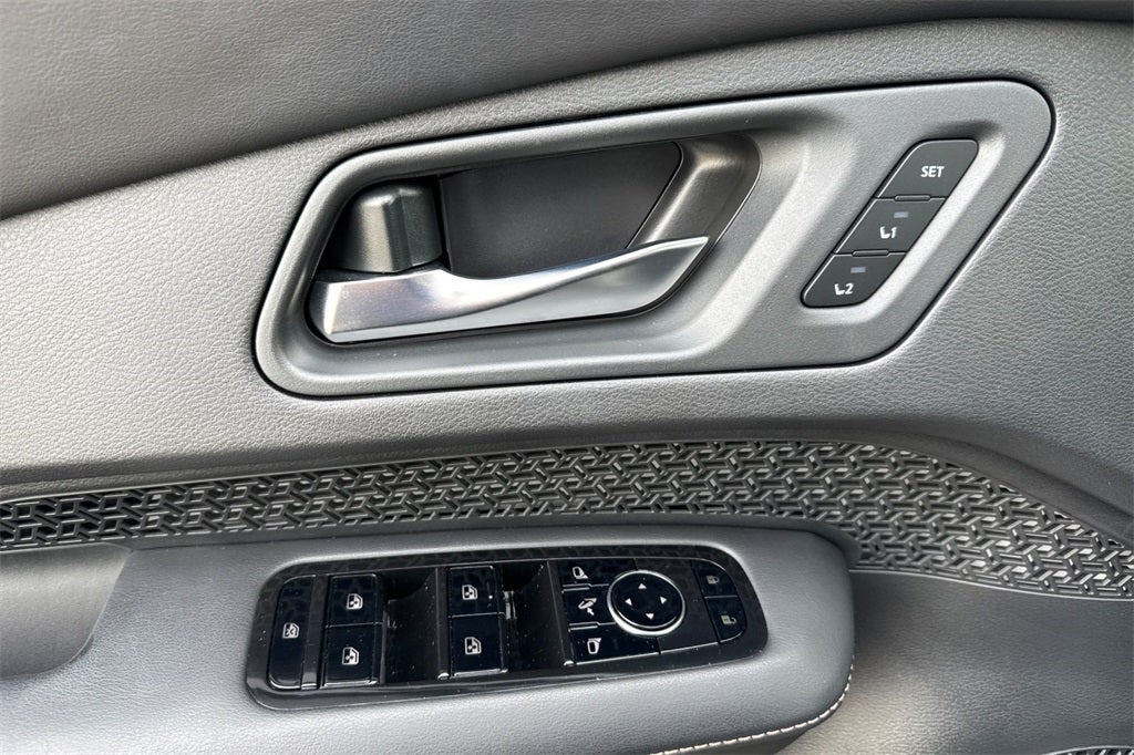 2024 Nissan Ariya EVOLVE+