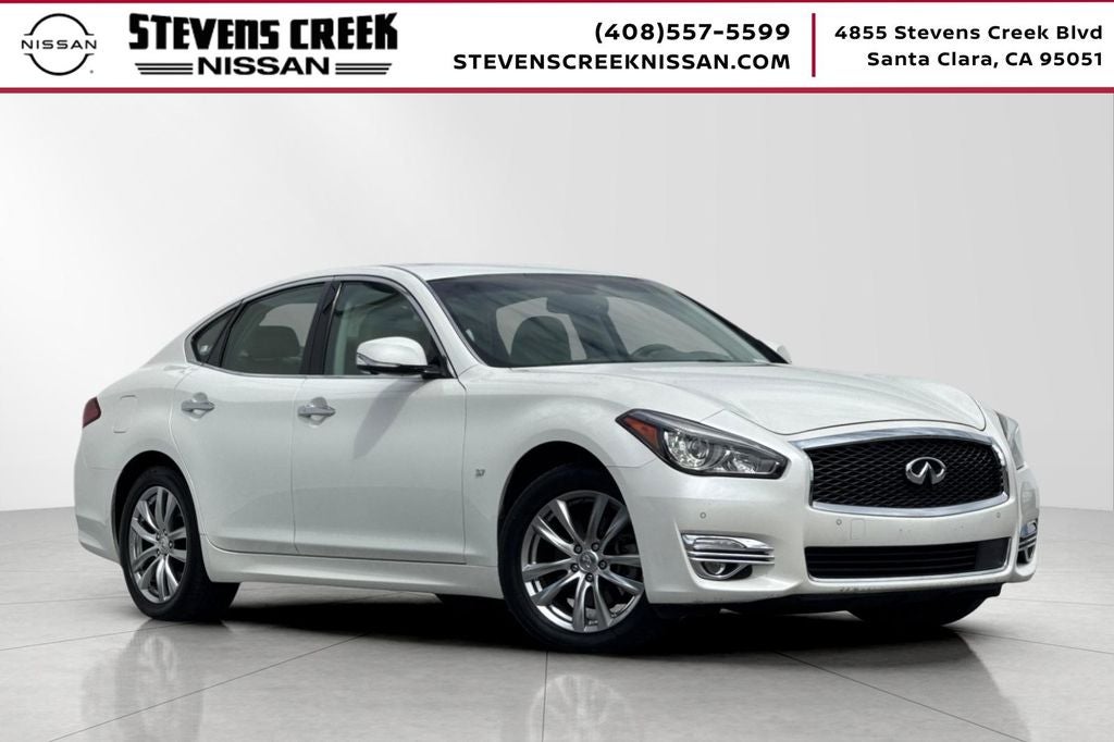 2017 INFINITI Q70 3.7X