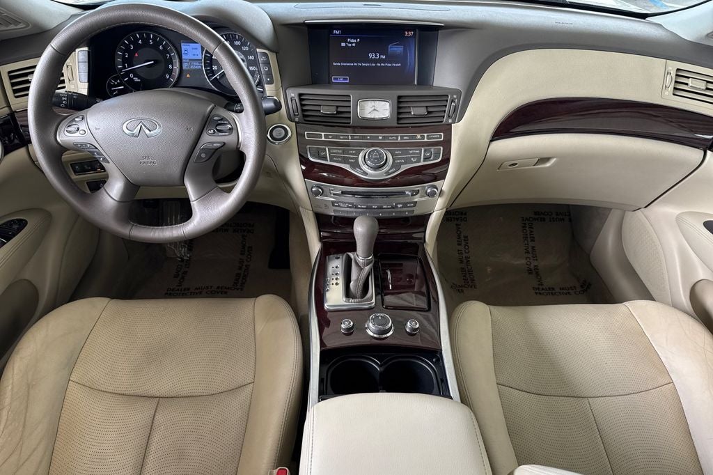 2017 INFINITI Q70 3.7X