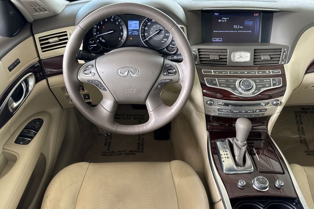 2017 INFINITI Q70 3.7X